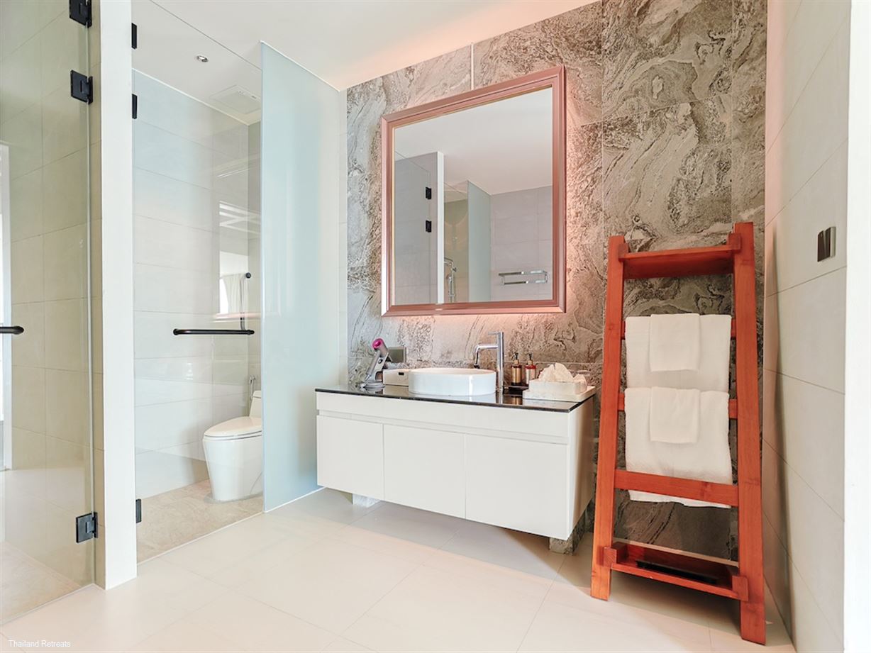Villa W Collection