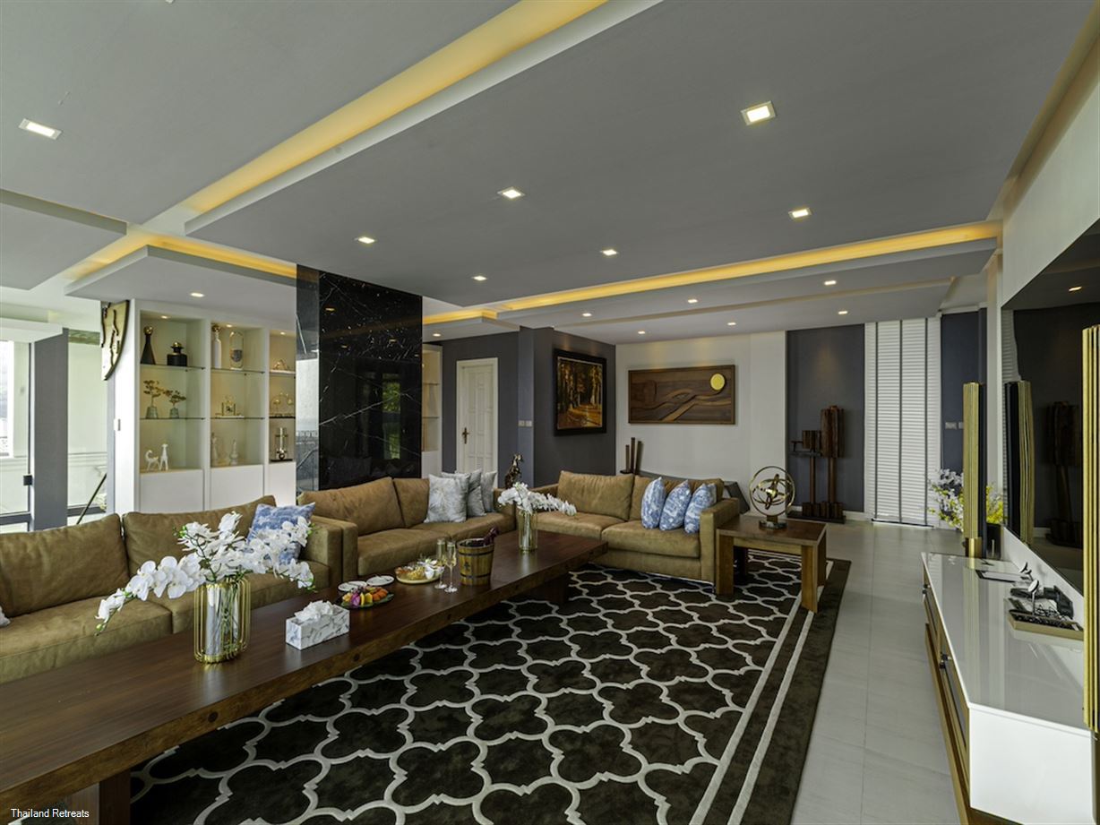 Villa W Luxury