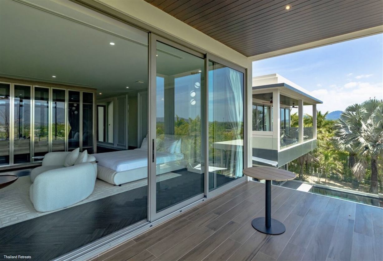 Lion Villa