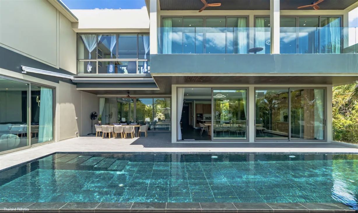 Lion Villa