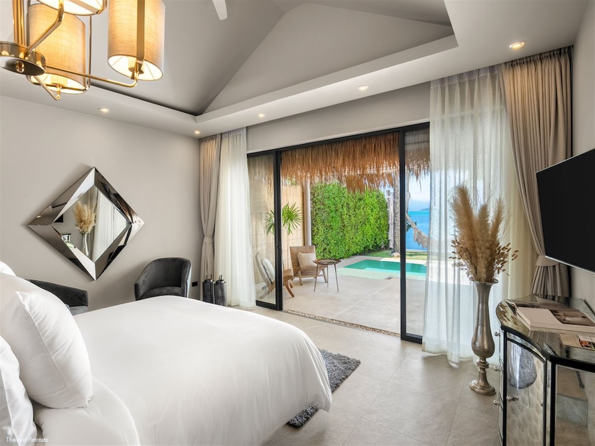 Odyssey Luxury Beachfront Mansion