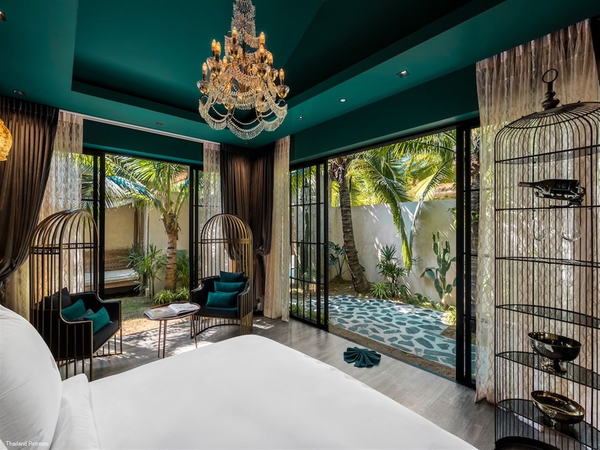 Odyssey Luxury Beachfront Mansion