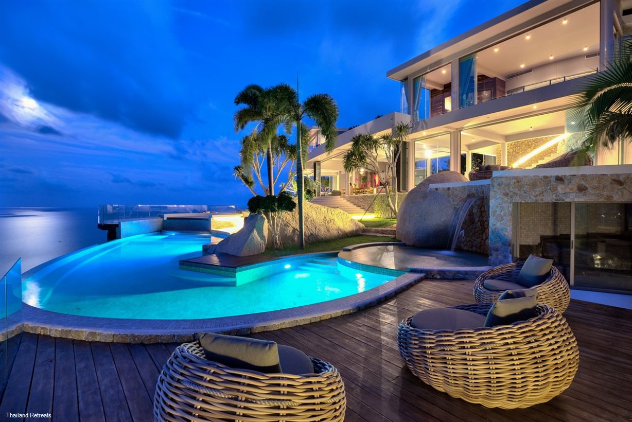 Villa Amaze