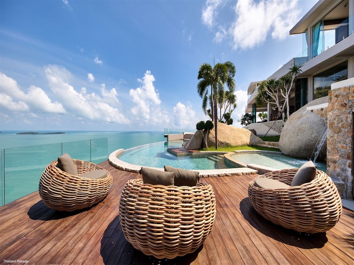Villa Amaze