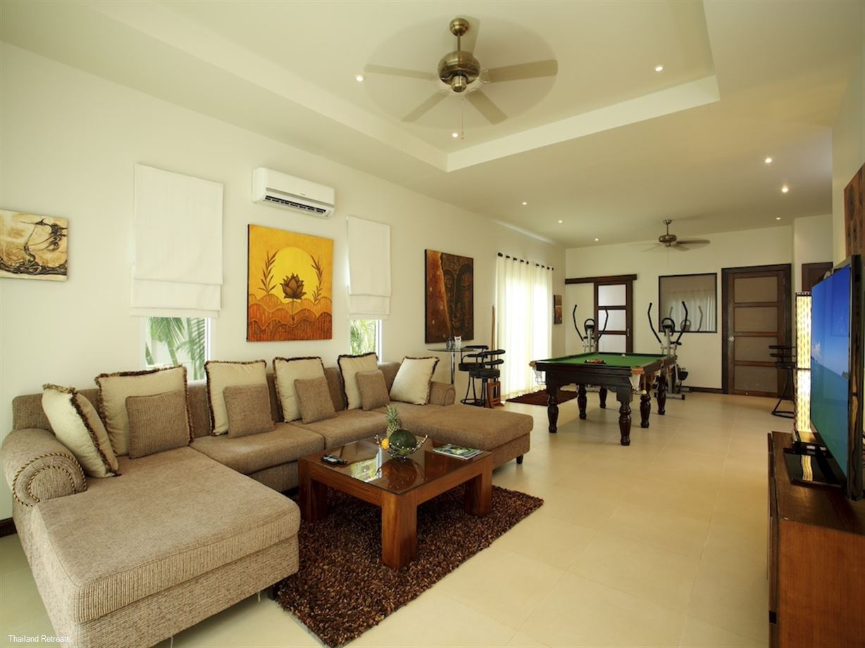 Jade Villa