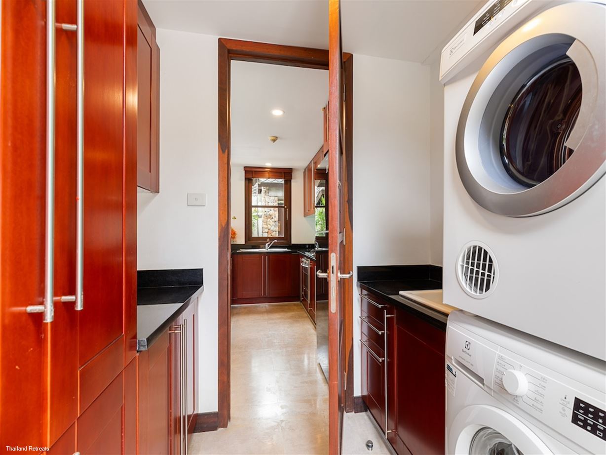 Aqua Vista 28