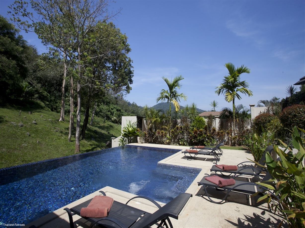 Sunstone  Villa