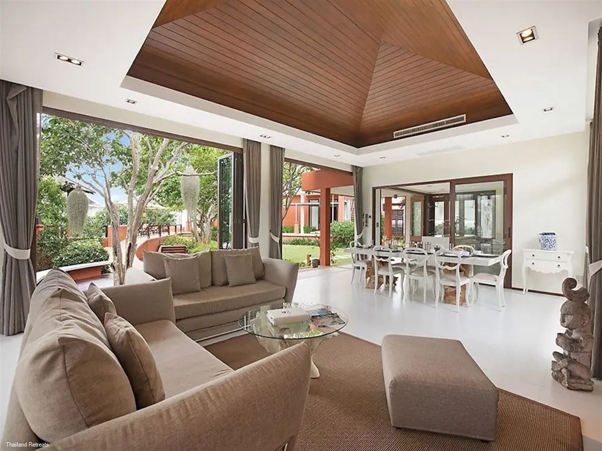 Six Hills Villa