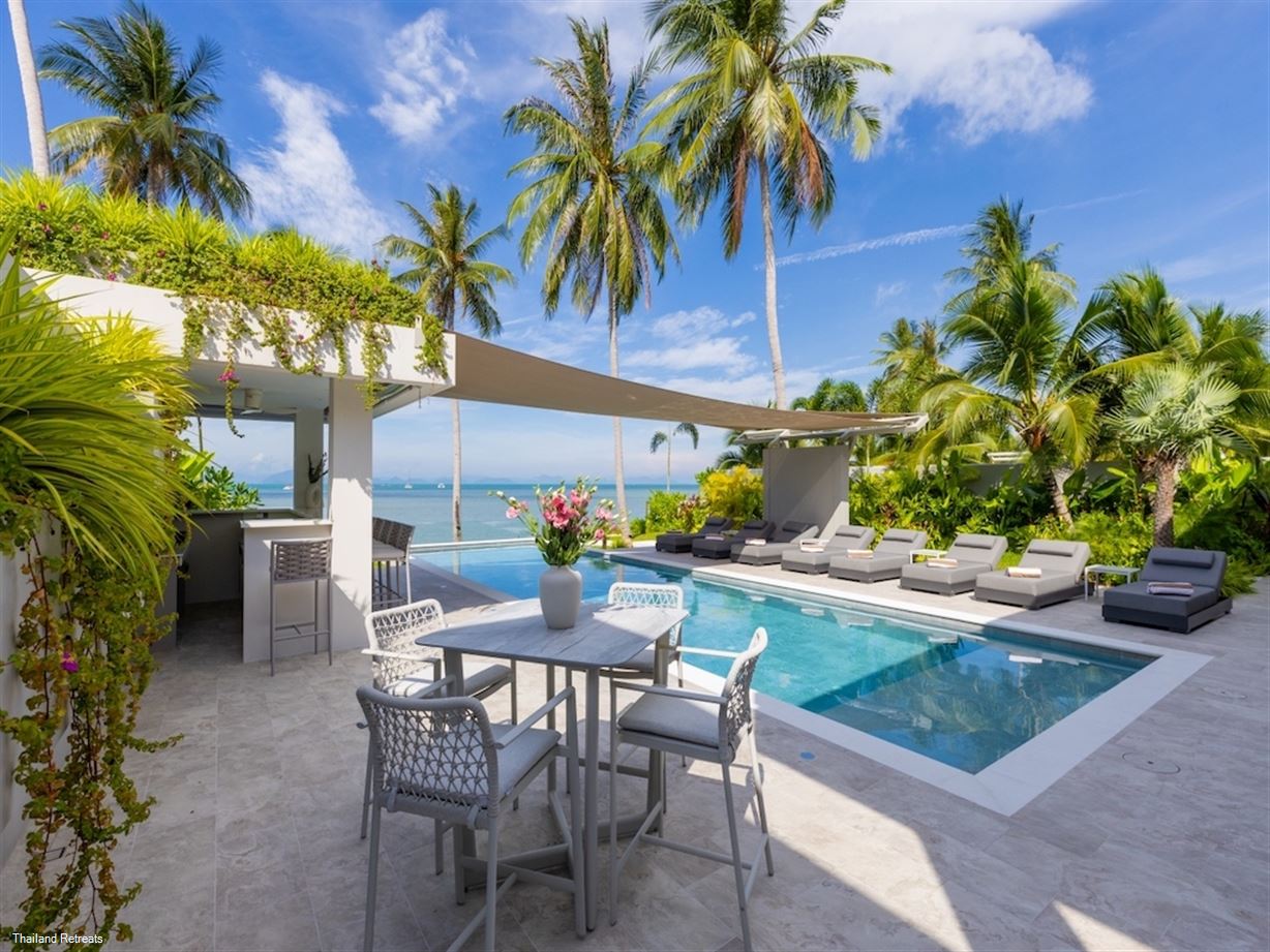 Emotion Beachfront Villas