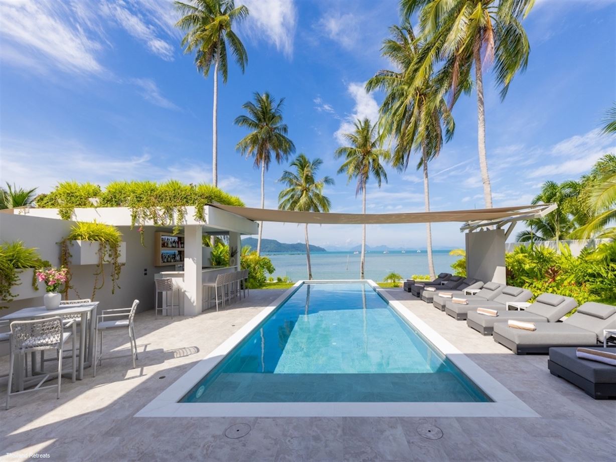 Emotion Beachfront Villas