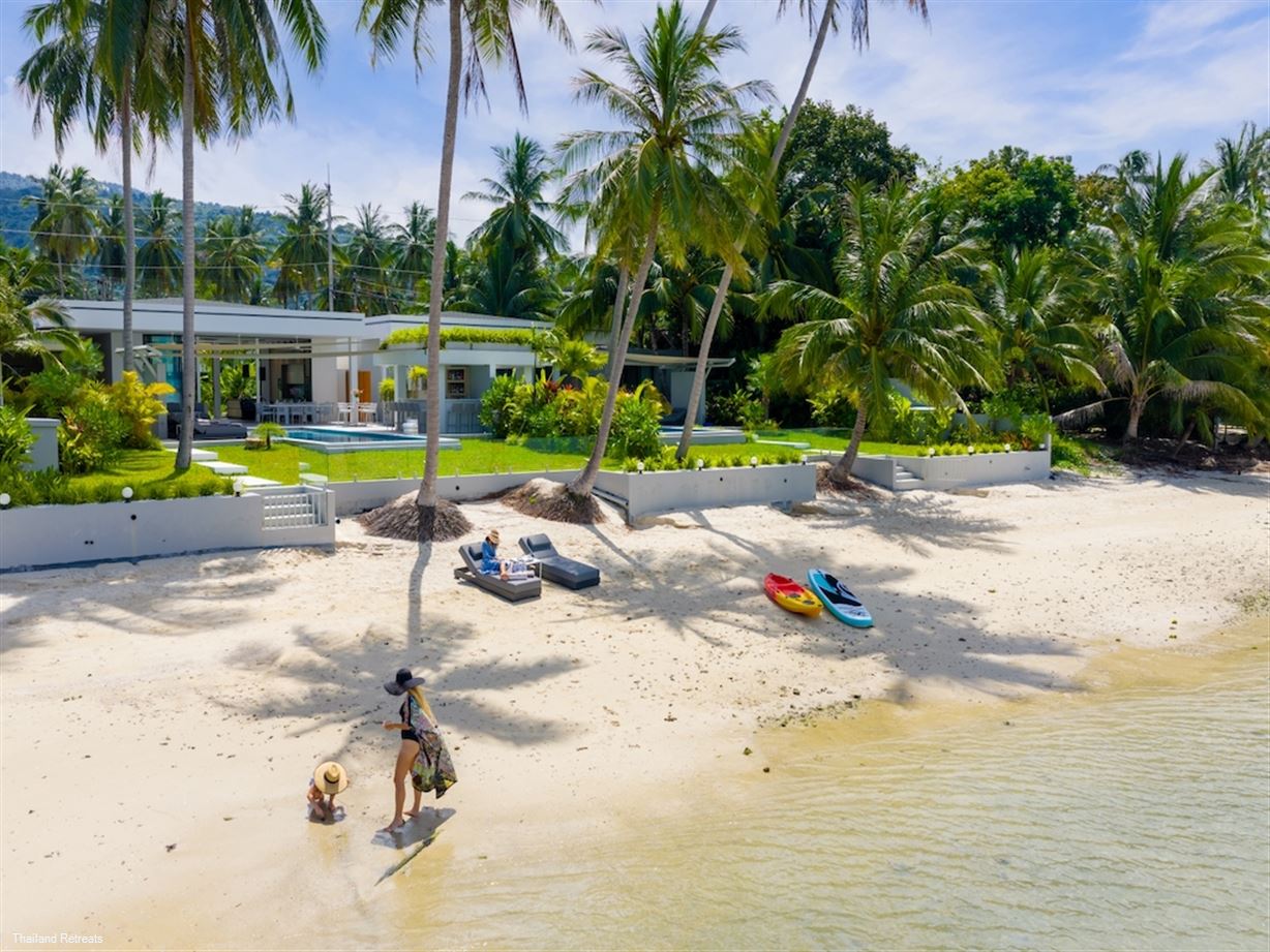 Emotion Beachfront Villas