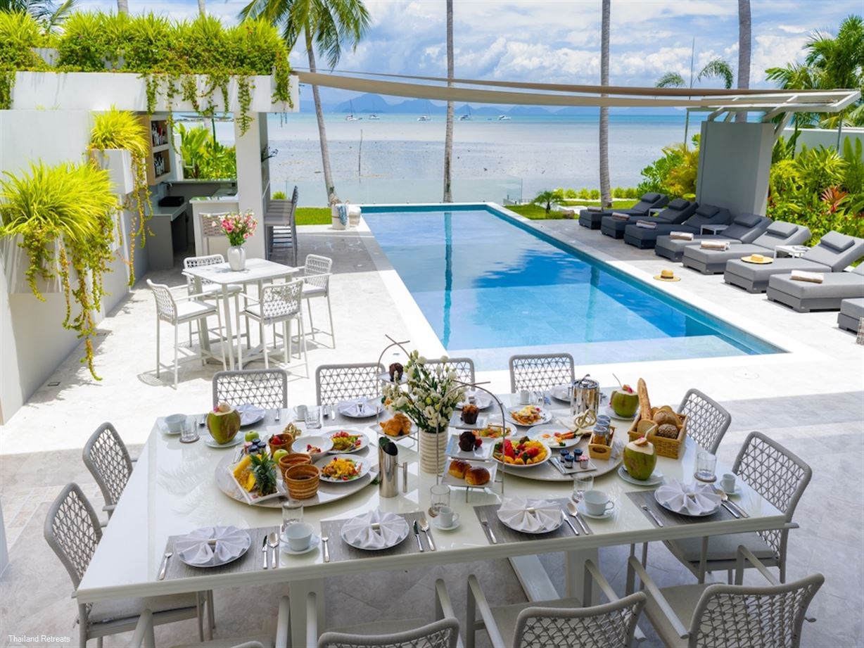 Emotion Beachfront Villas