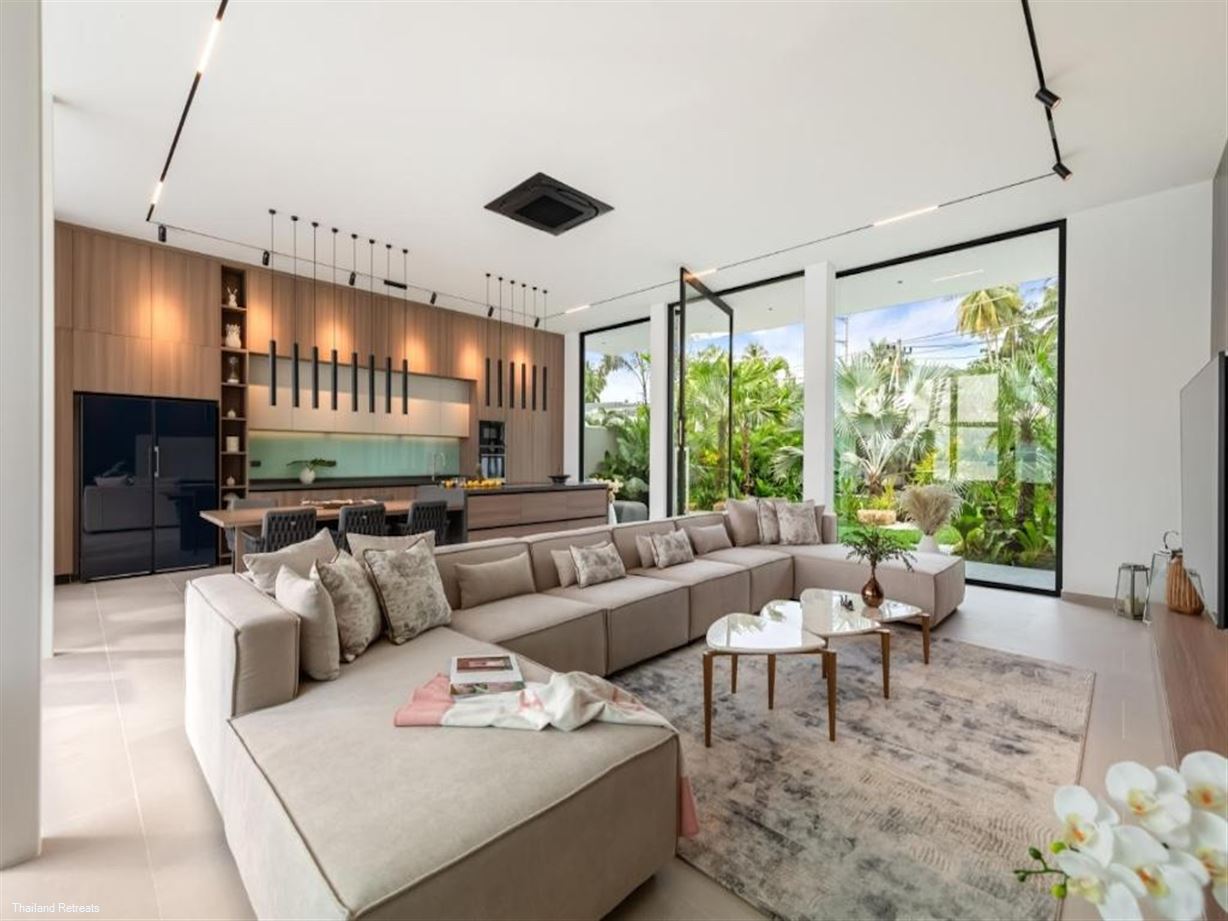 Emotion Beachfront Villas