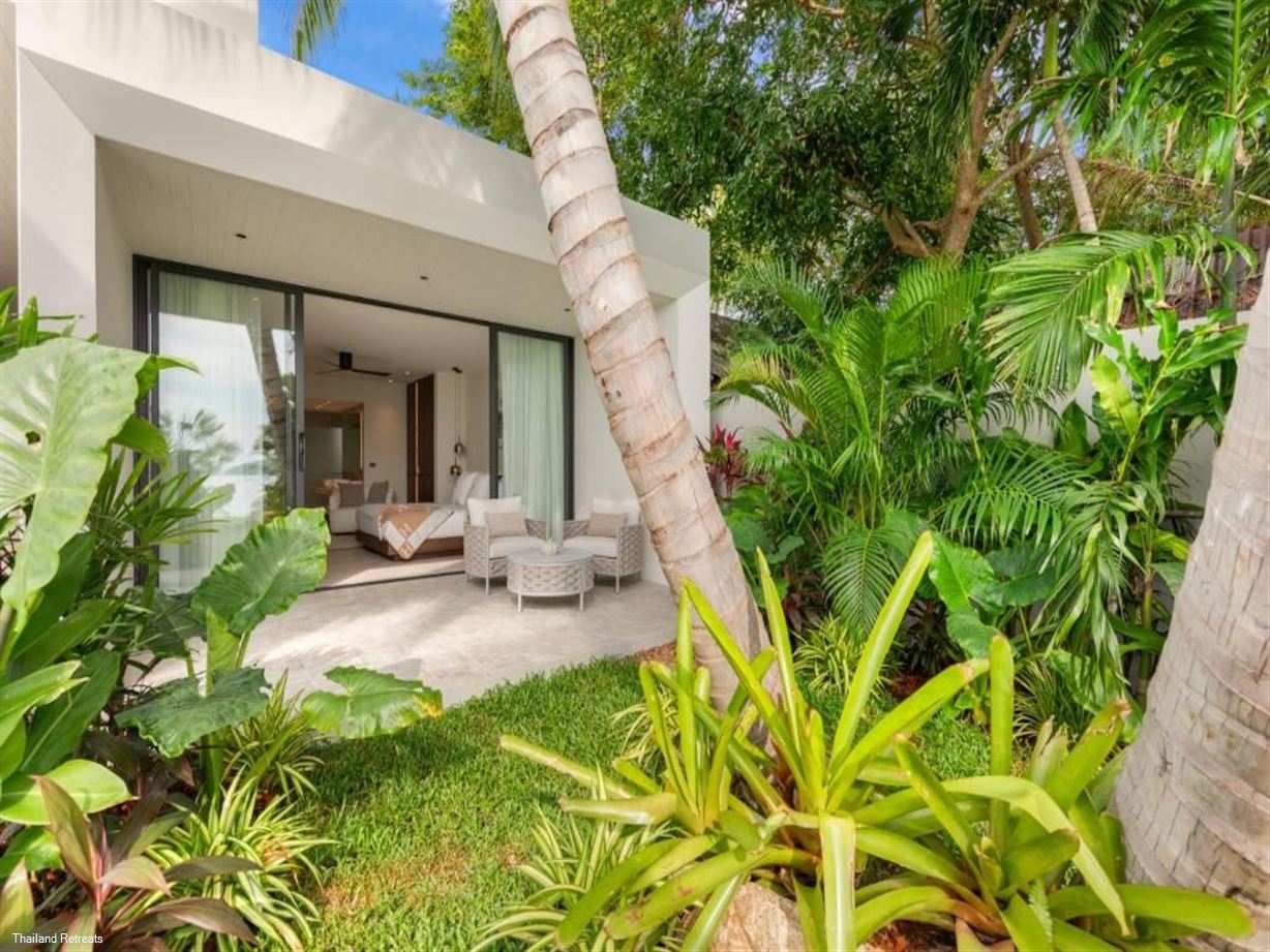 Emotion Beachfront Villas
