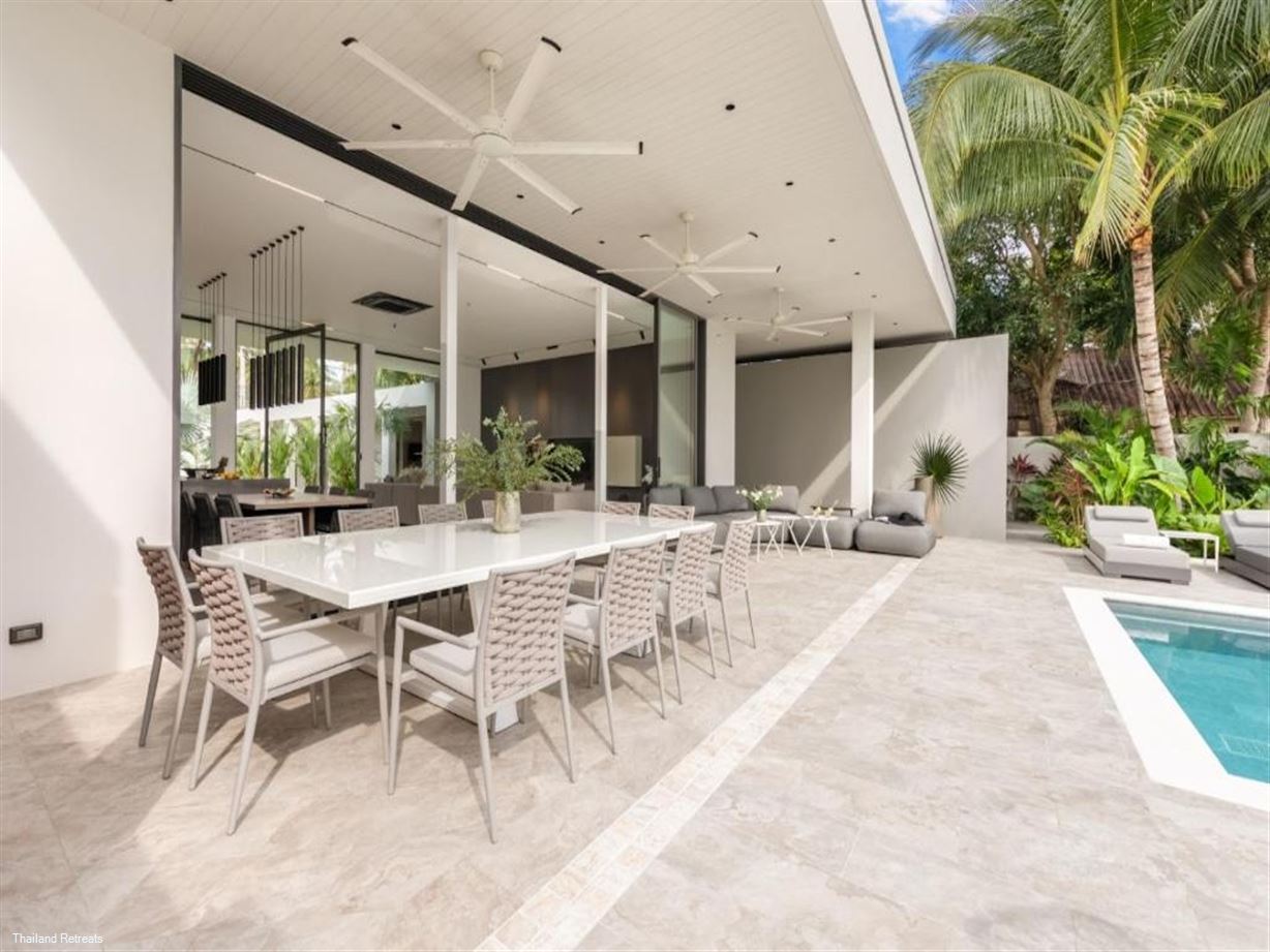 Emotion Beachfront Villa 1