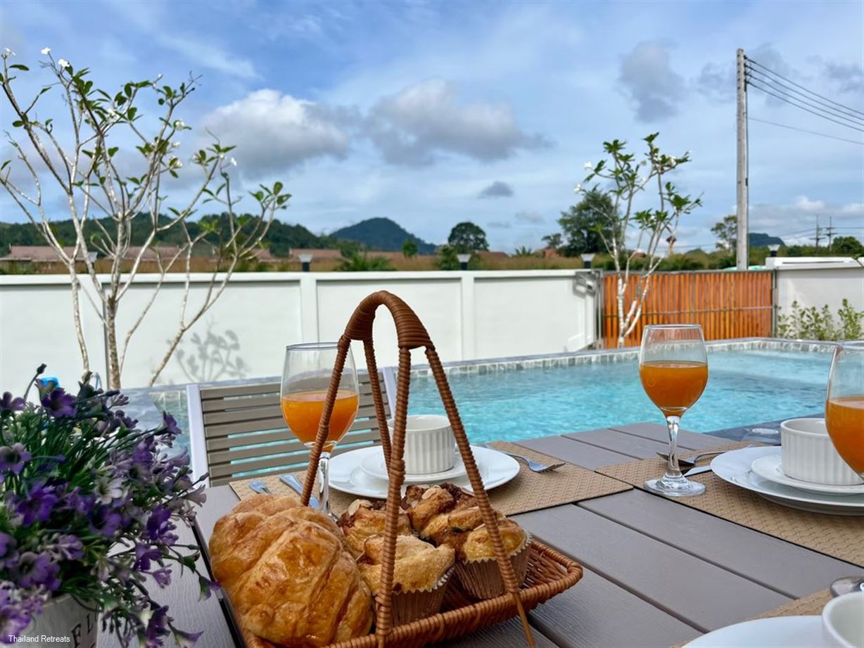 Unchan Liveliness Pool Villa