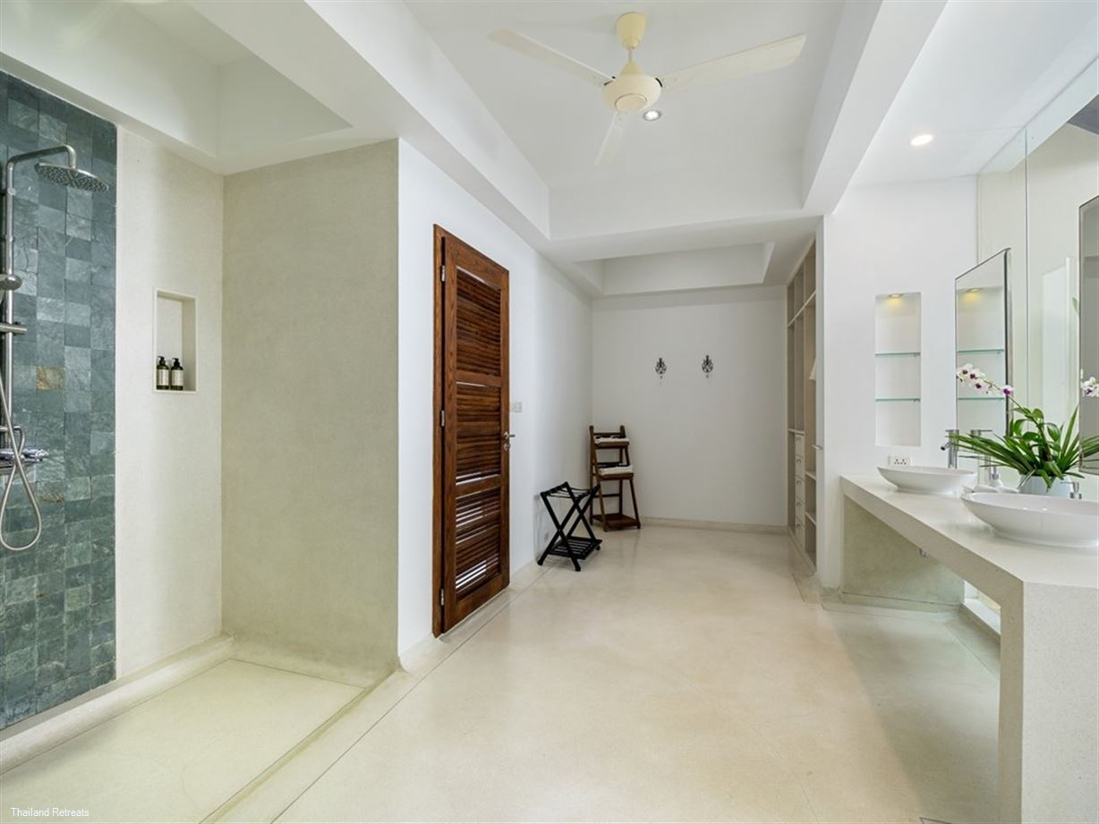 San Suk Villa