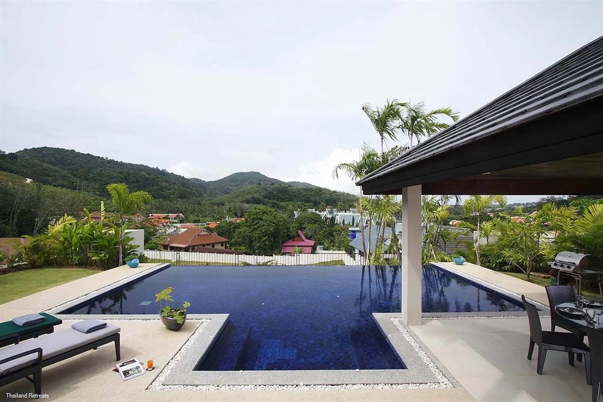 Emerald Villa