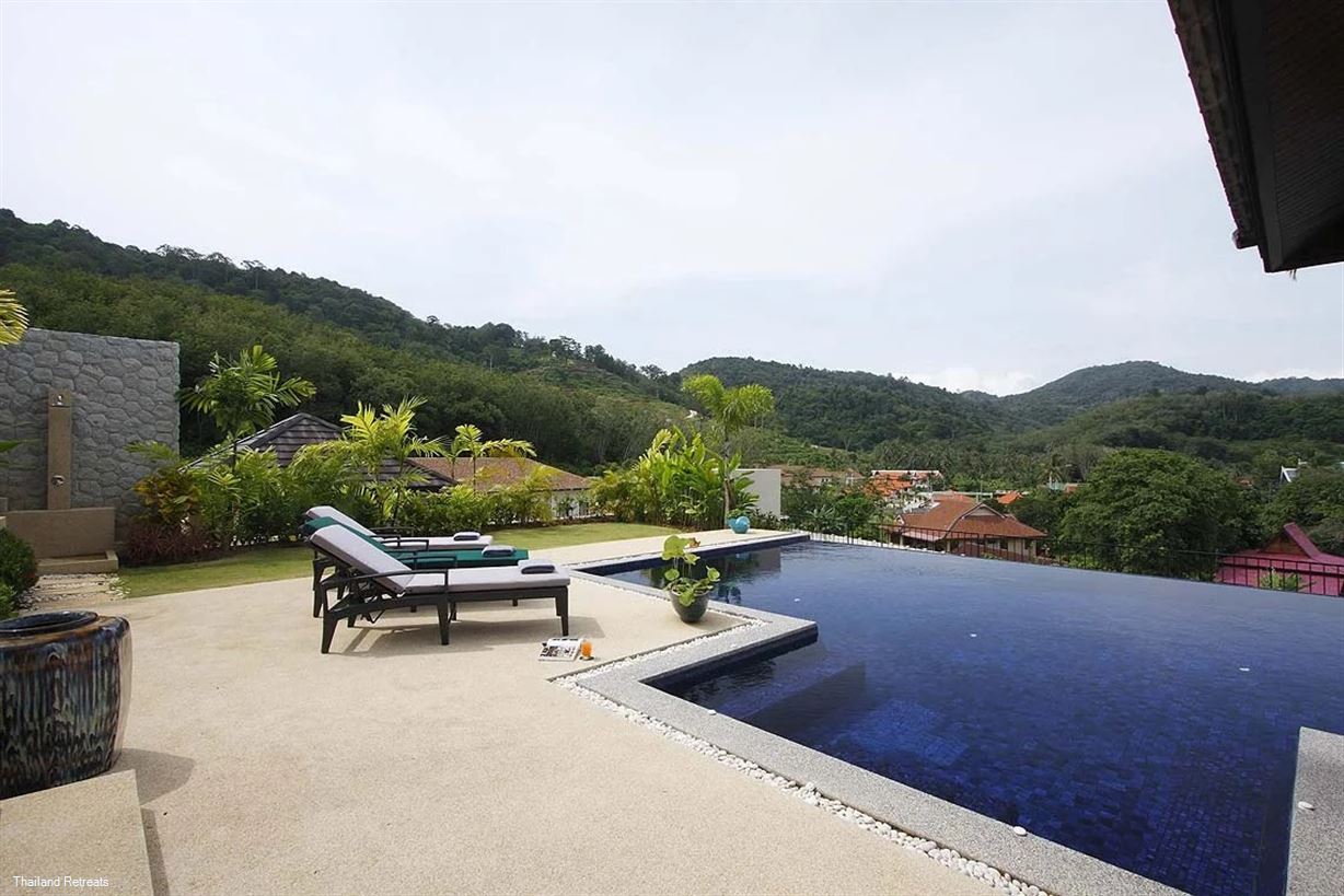 Emerald Villa