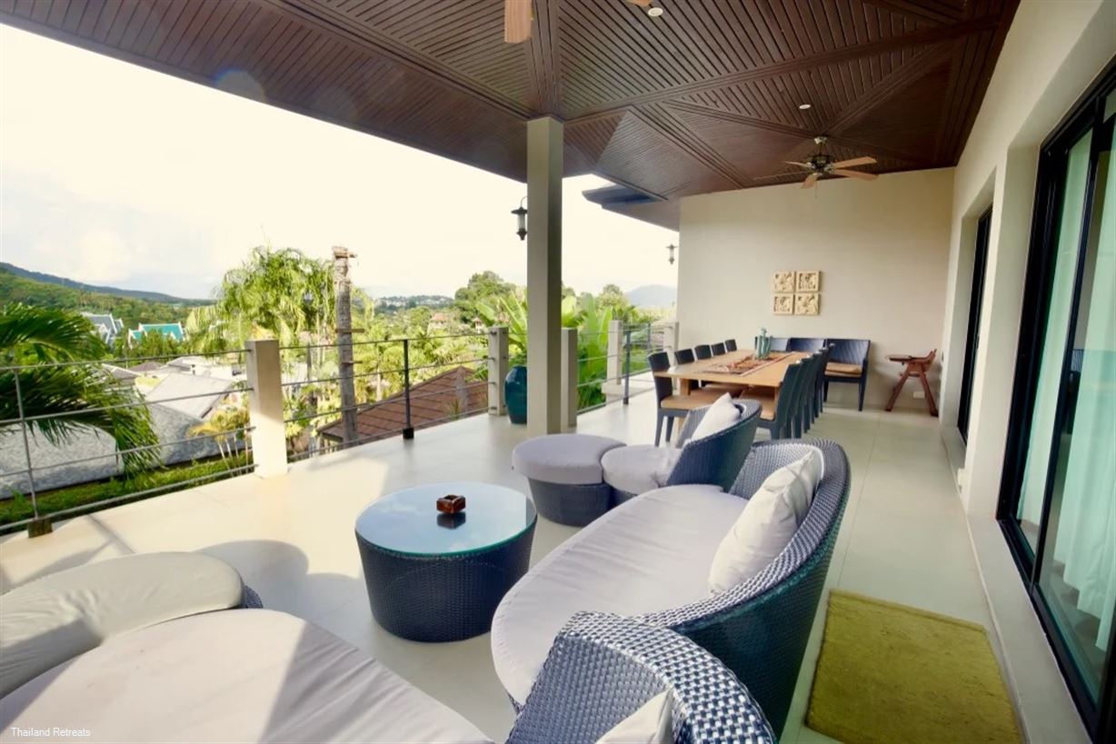 Emerald Villa