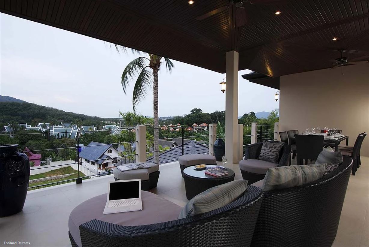 Emerald Villa