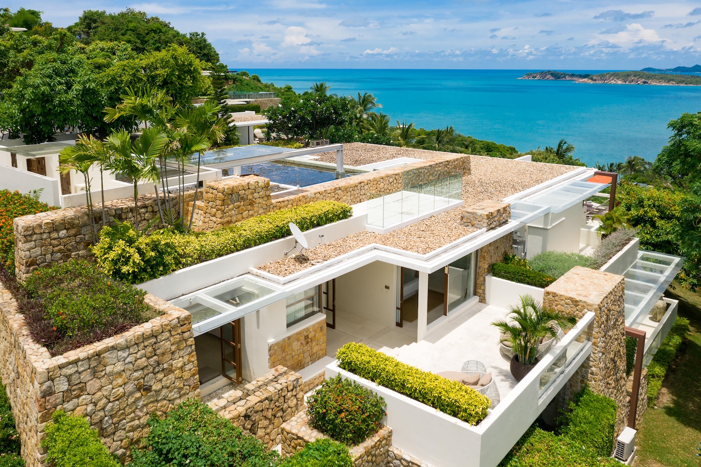 Samujana Villa 7 Master Image