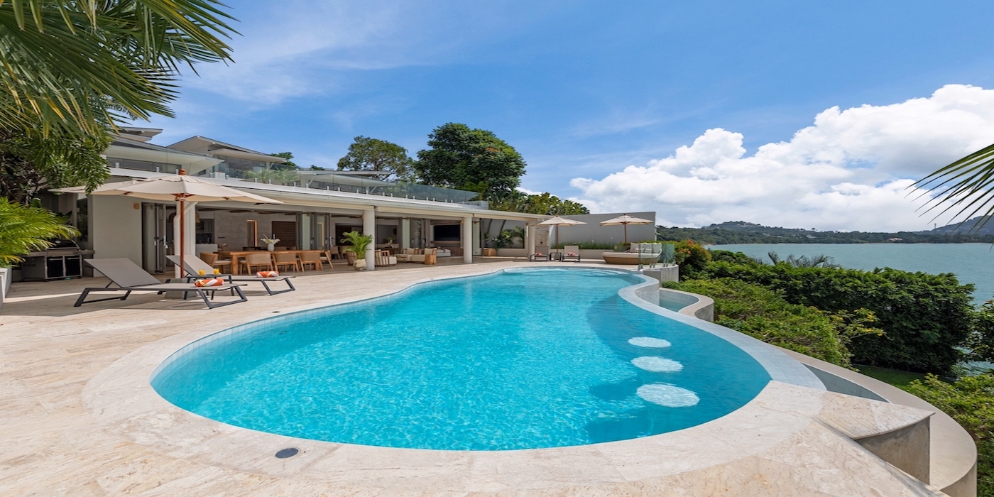 Villa Peace Master Image