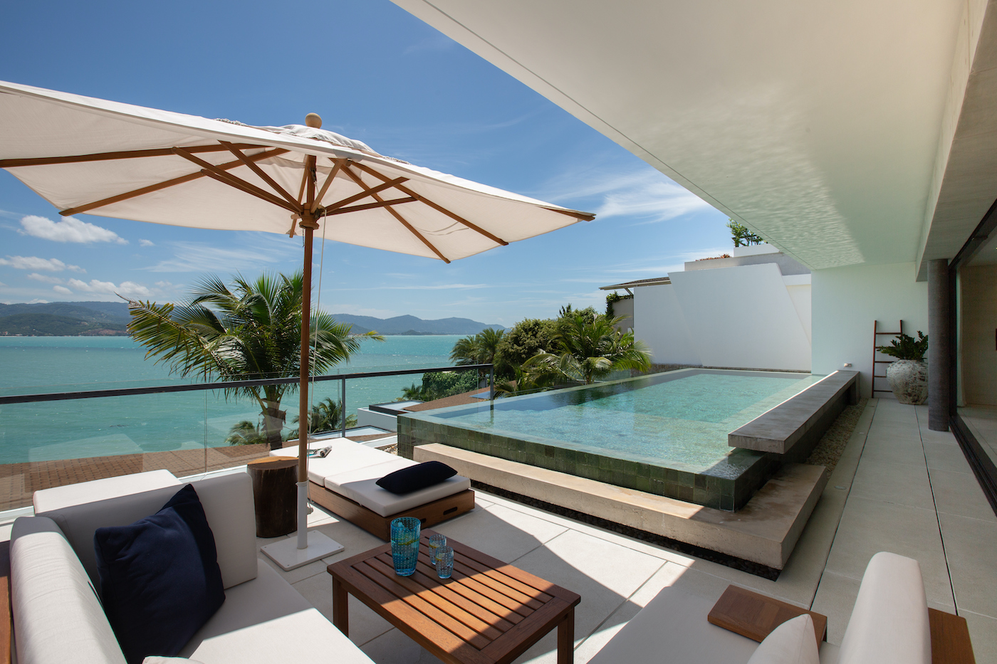 Villa Muscat Master Image